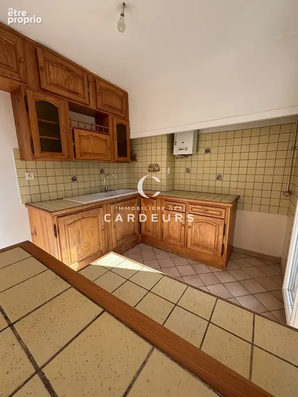 Vente appartement de type 3, centre ville à pied, stationnement, balcon, cave - photo 6