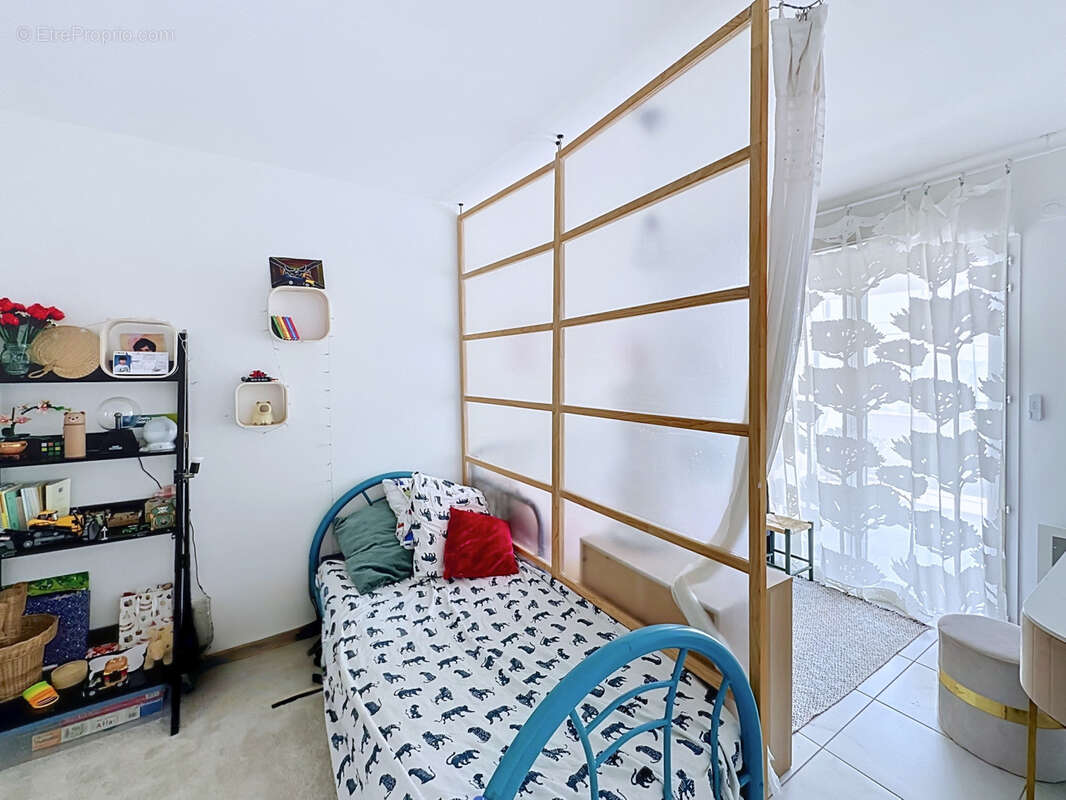 Appartement 2 pièces avec grande terrasse dans une résidence récente - photo 10