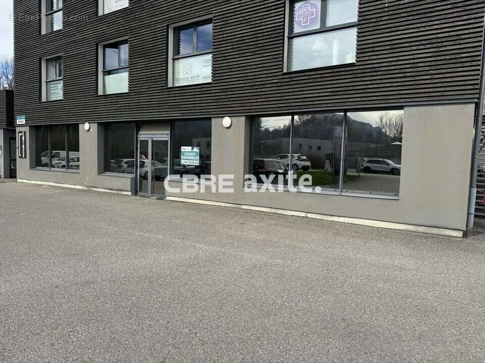 Autre à CHALLES-LES-EAUX