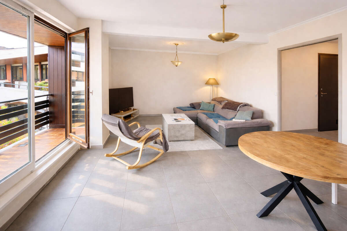 Appartement à THONON-LES-BAINS
