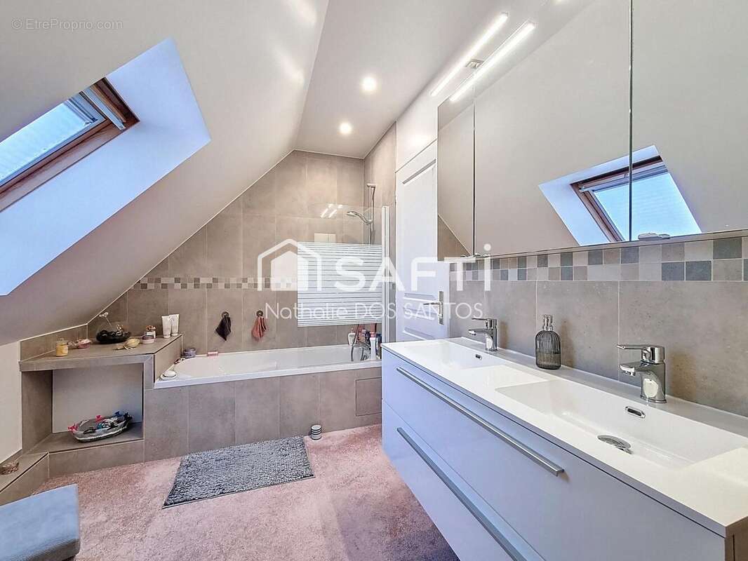 Photo 9 - Maison à CONDE-SAINTE-LIBIAIRE