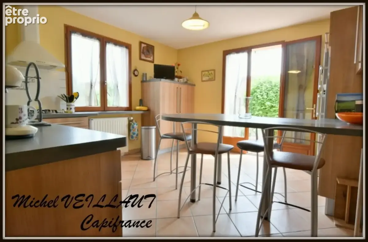 Maison à vendre plain-pied 5 pièces TOULON SUR ALLIER (03), 4 chambres, garage, terrain 1315 m² arboré - photo 11