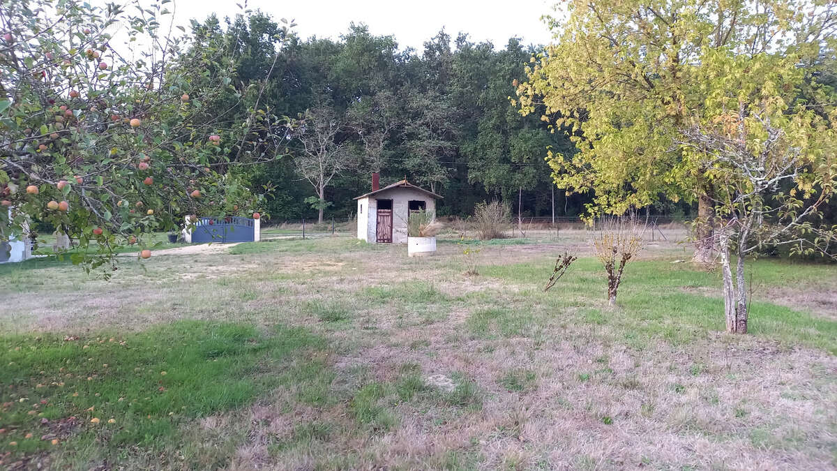 Maison à CIVRAC-DE-BLAYE
