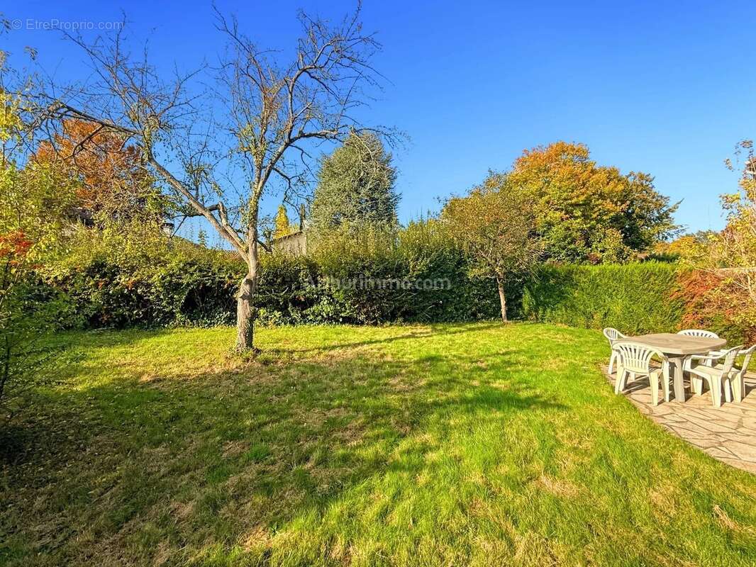 Maison à SOISY-SUR-SEINE