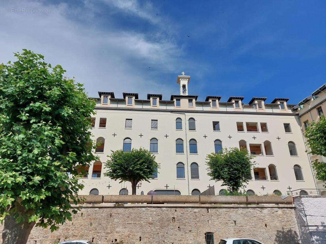 Appartement à MORNANT