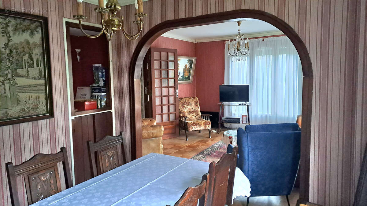 Maison à PONTRIEUX