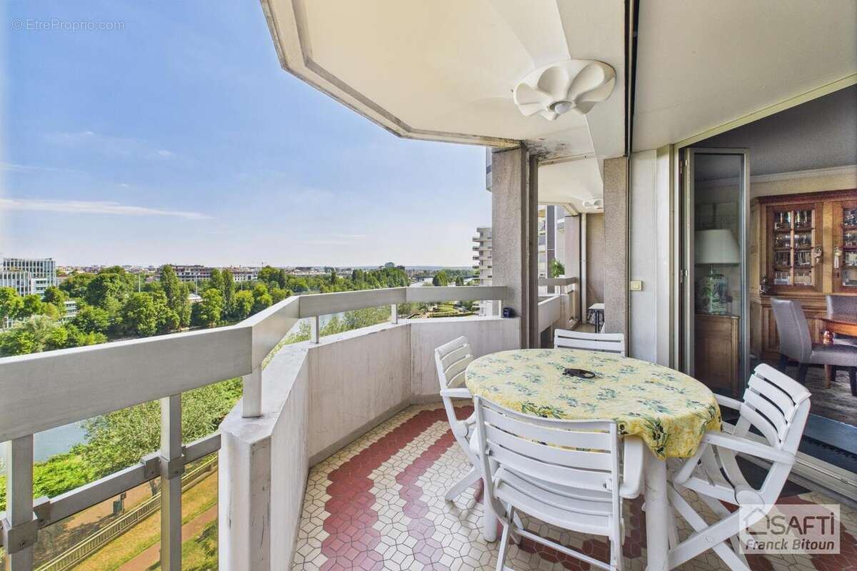 Photo 4 - Appartement à COURBEVOIE