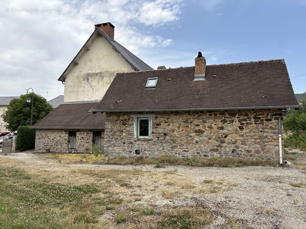 Maison à LA PORCHERIE