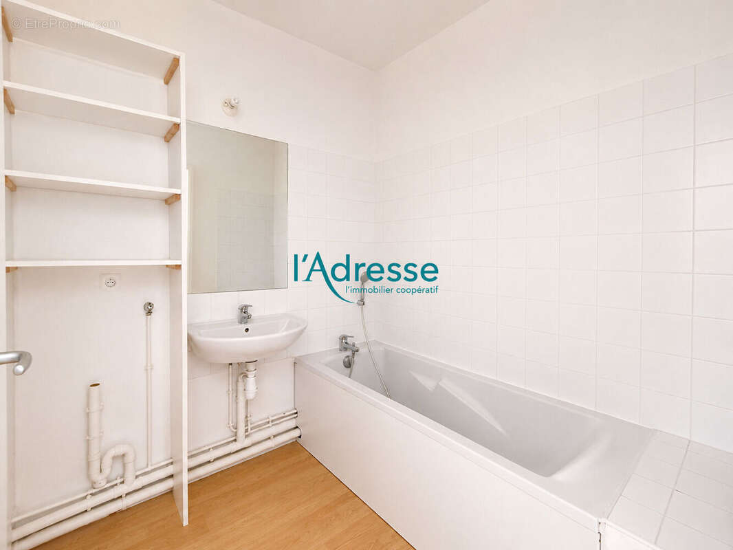 Appartement à NANTERRE