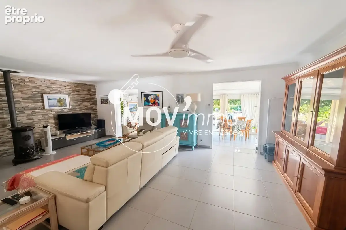 Maison 6 pièces 130 m² à vendre à Saint-Quentin-La-Poterie (30700) - photo 3