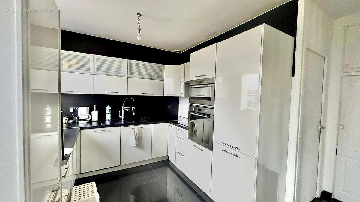 Maison à VIRY-CHATILLON