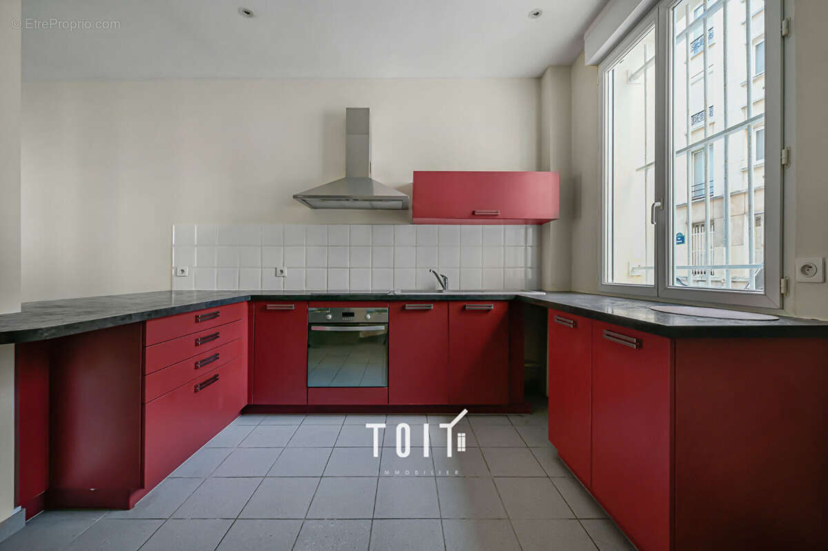 Appartement à PARIS-14E