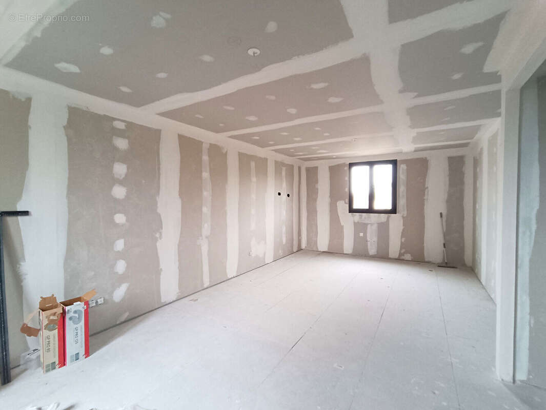 Maison à BEAUMONT-SUR-OISE