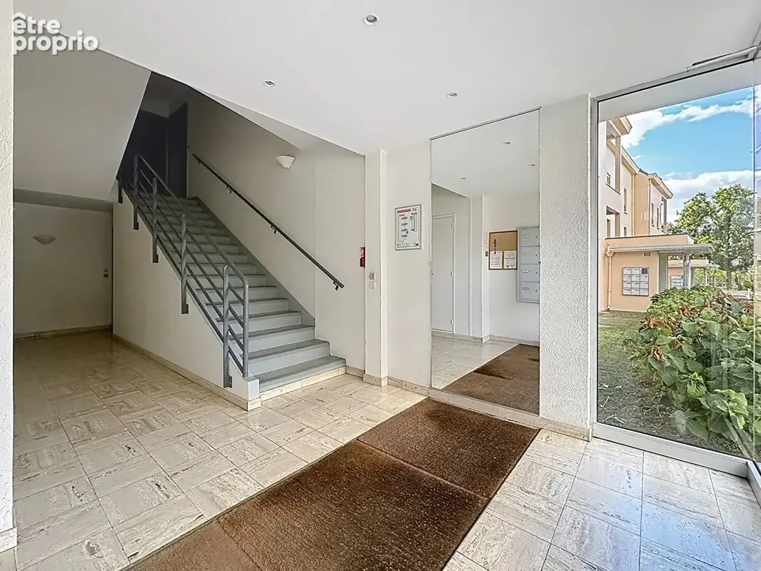 3 pièces - récent - à vendre - Lorient/Saint-Brieuc - balcon - garage - parking - photo 9