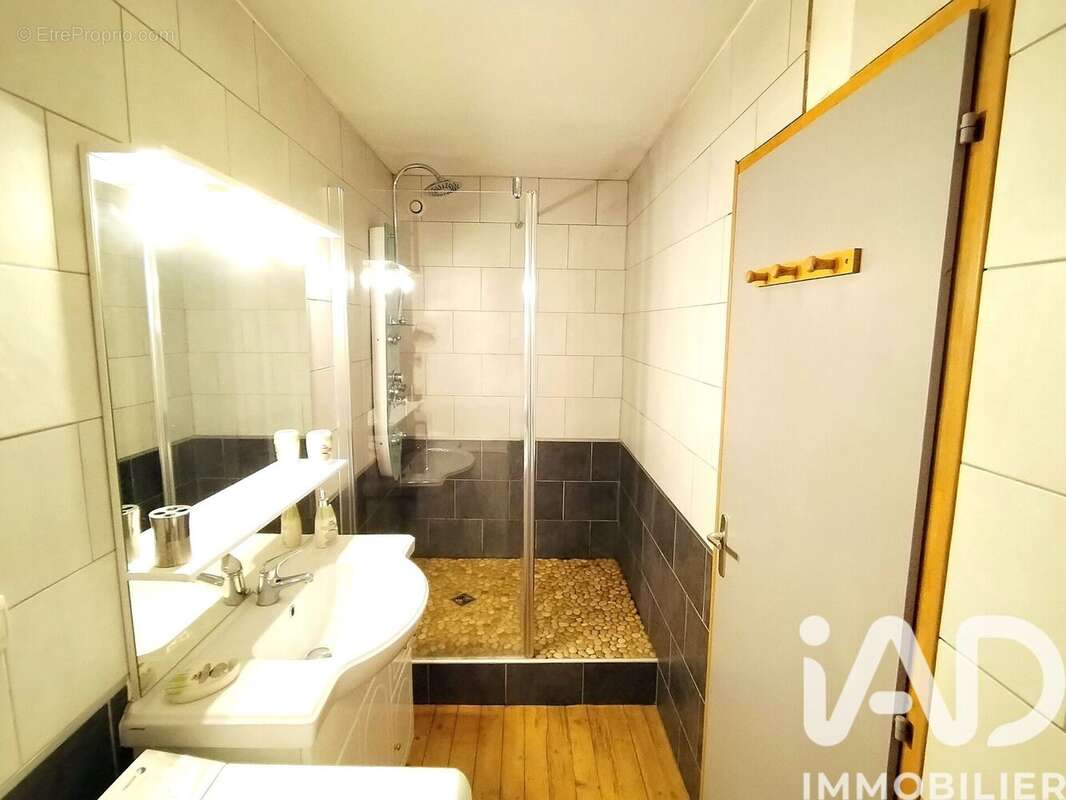 Photo 4 - Appartement à SAINT-NICOLAS-LA-CHAPELLE