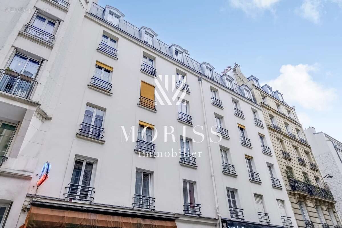 Appartement à PARIS-17E