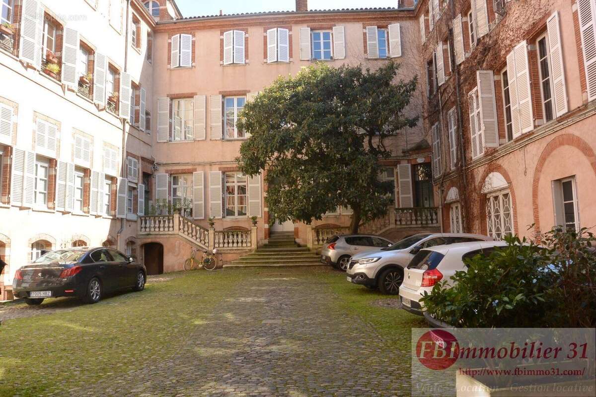 Commerce 110 m² à Toulouse  - photo 2