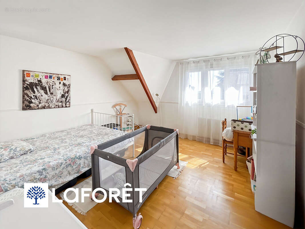 Maison individuelle 6 pièces à vendre à Villiers-sur-Orge - photo 9