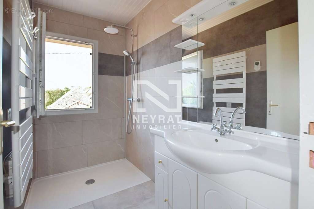 Marcilly les buxy - photo 13