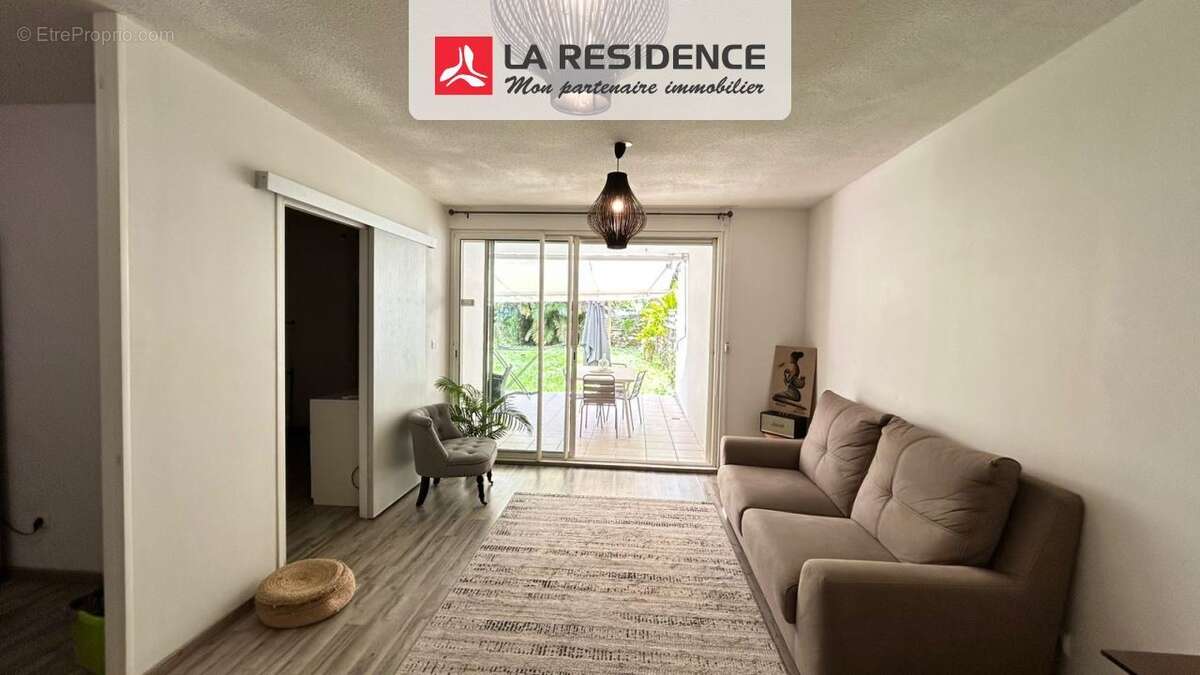Appartement 38 m² à Fort-De-France  - photo 2