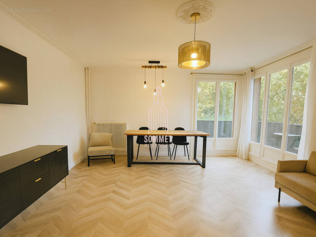 Appartement à SAINT-MAURICE