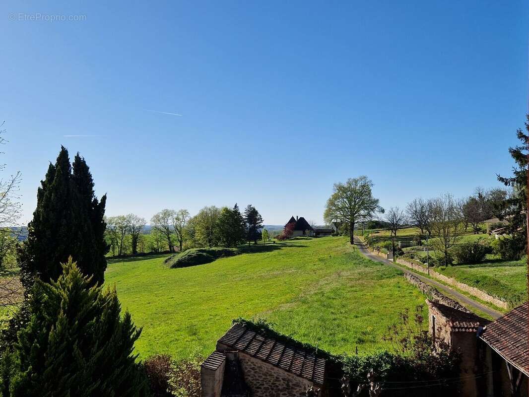 Vue depuis les chambres - Maison à COUX-ET-BIGAROQUE