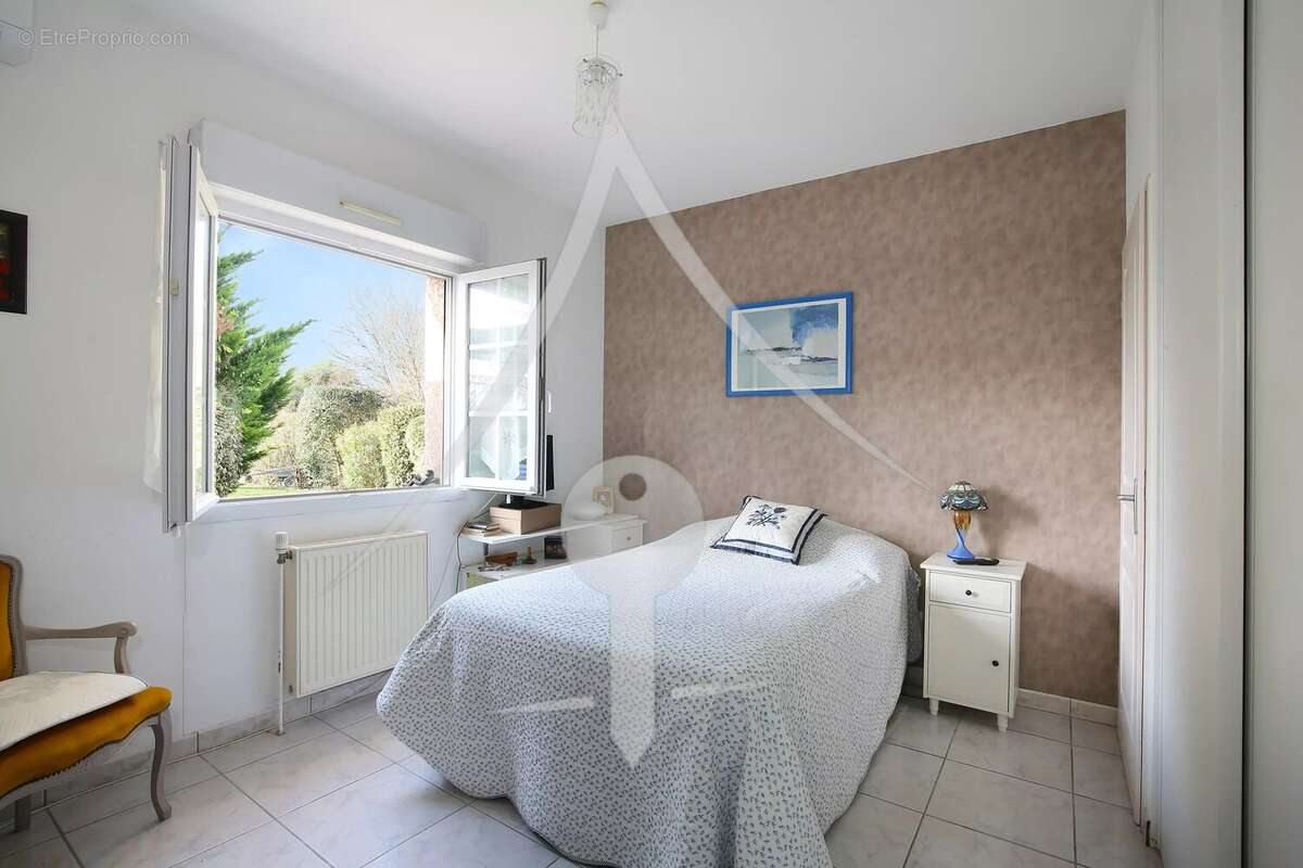 Maison à LAVERNOSE-LACASSE