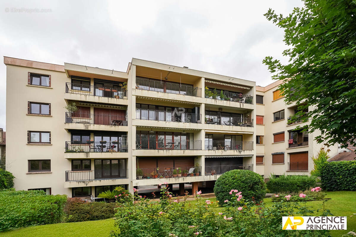Appartement à MAISONS-LAFFITTE