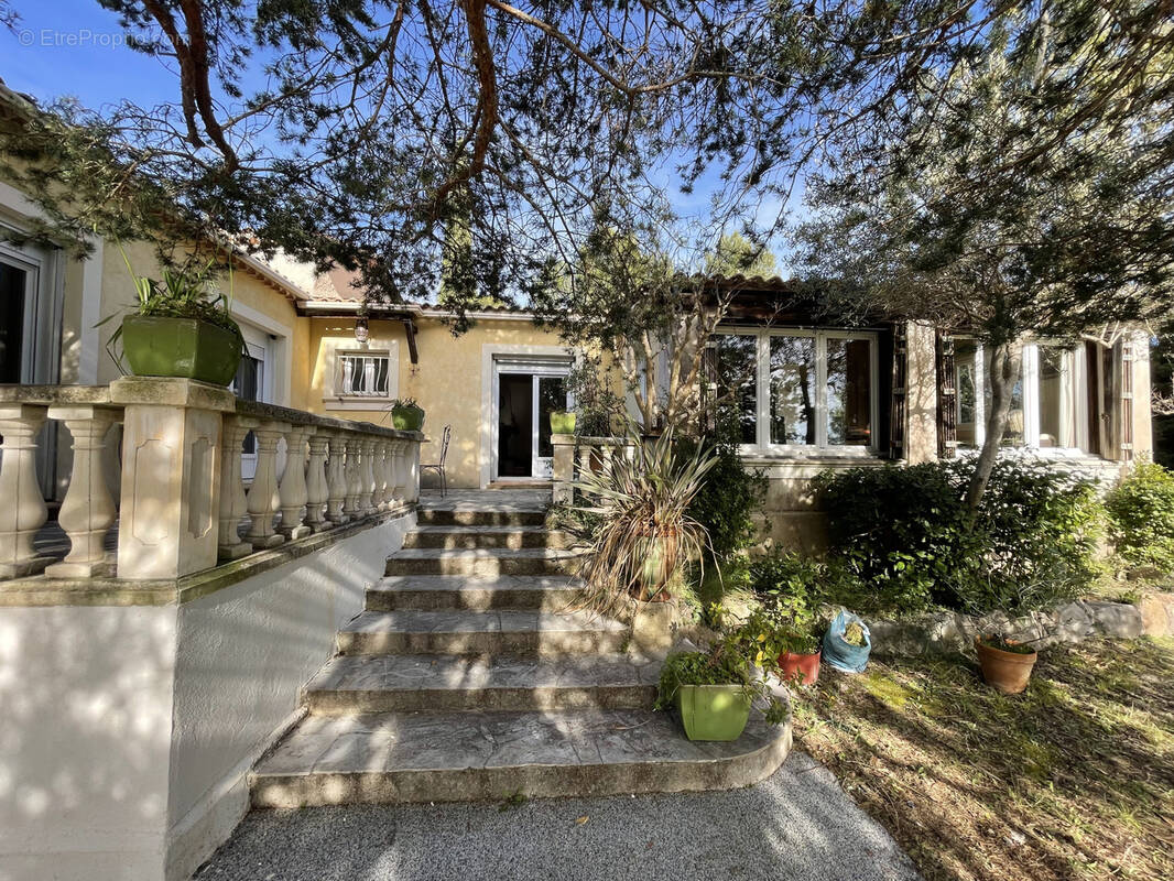 Maison à BAGNOLS-EN-FORET