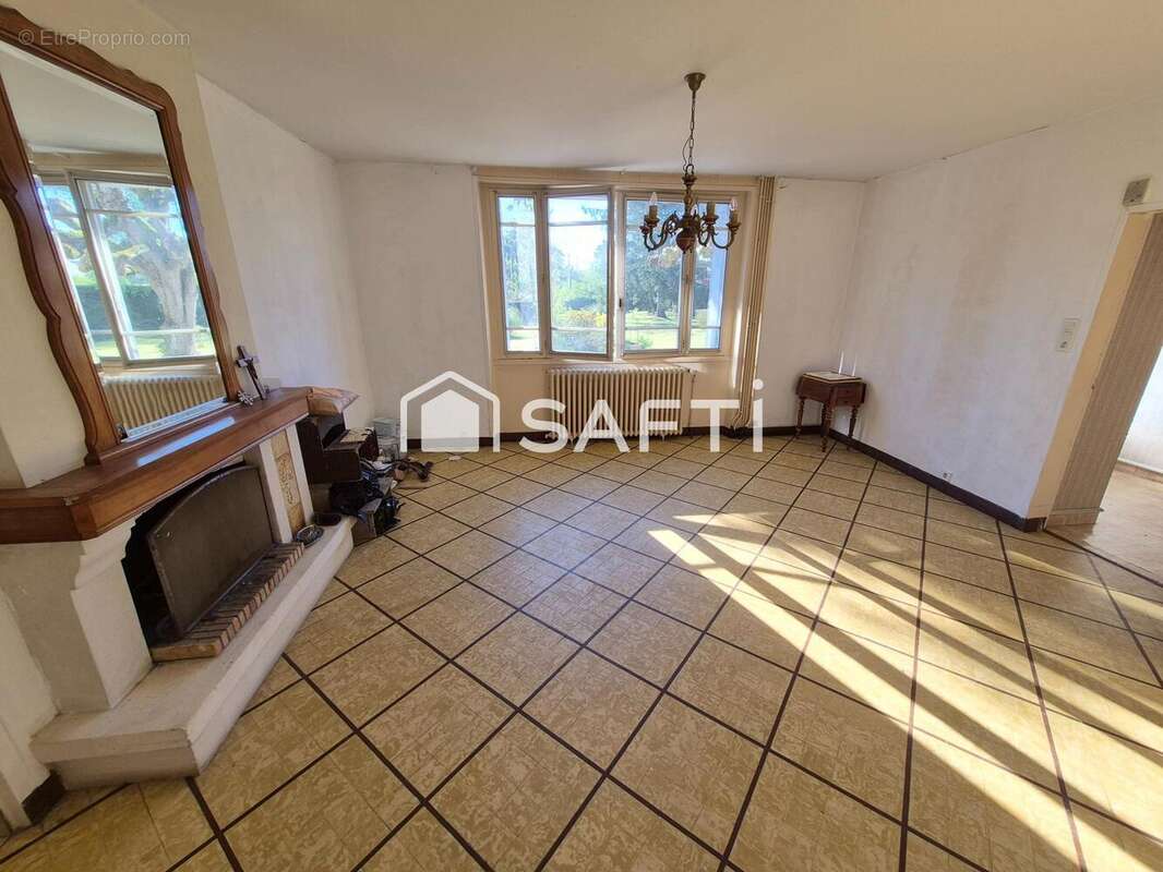 Photo 6 - Maison à DESCARTES