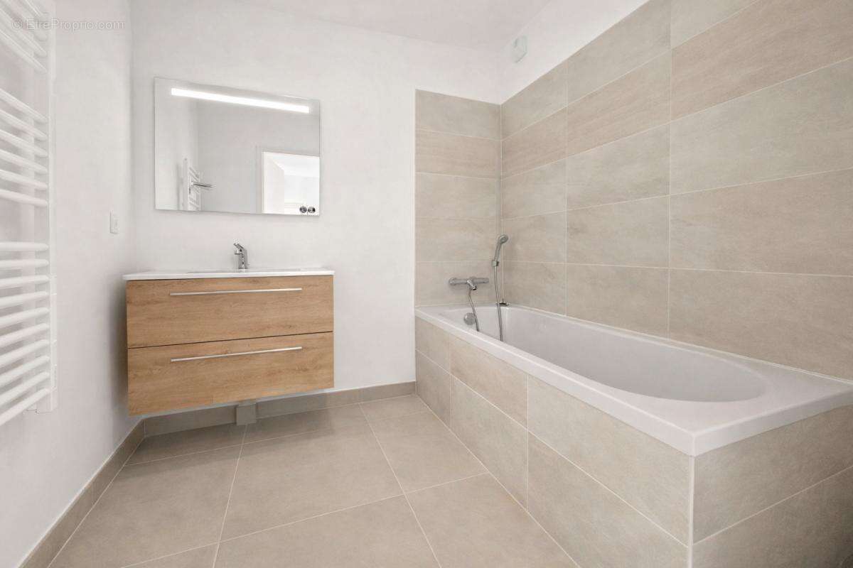 Appartement à AIX-EN-PROVENCE