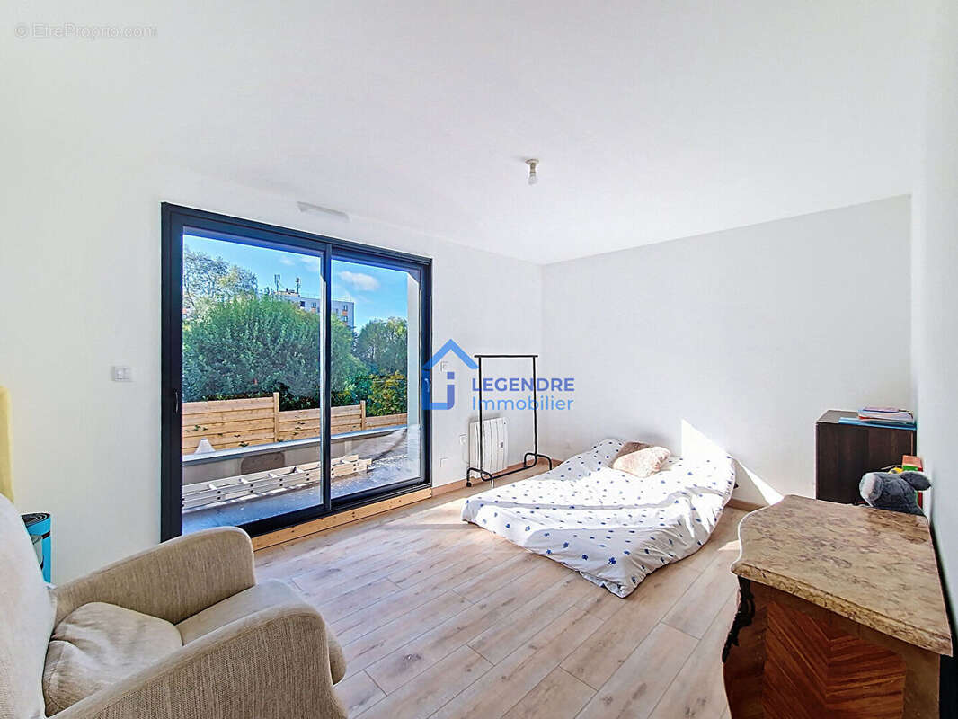 Maison à MONTIGNY-LES-CORMEILLES