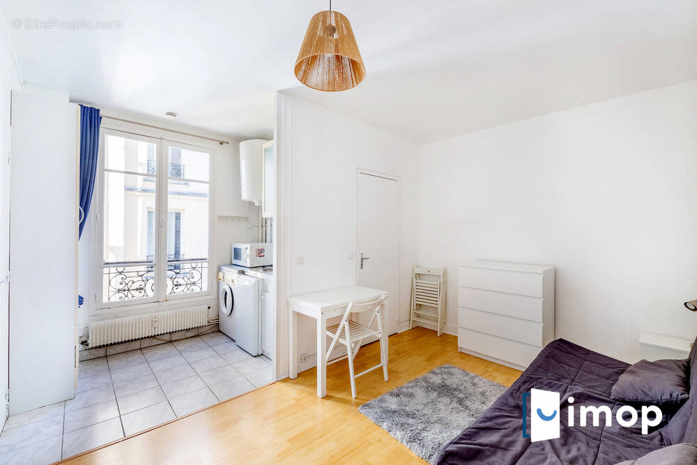 Appartement à PARIS-18E