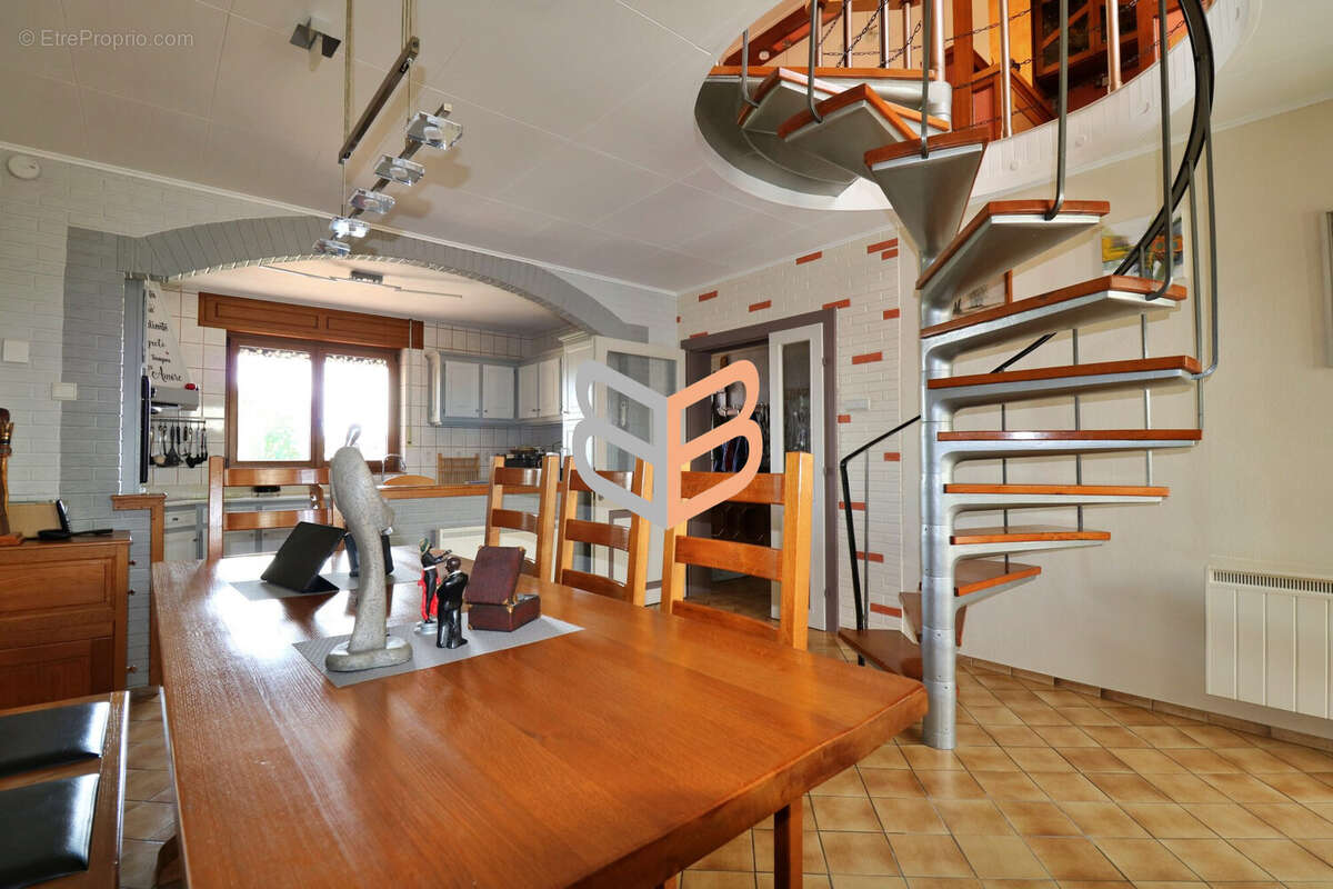 Maison 5 pièces 155 m² à vendre à Kanfen (57330) - photo 2