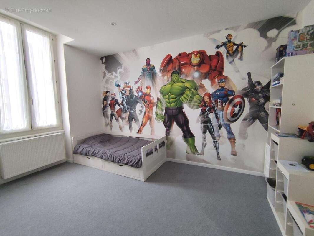 Appartement à LE CHAMBON-FEUGEROLLES