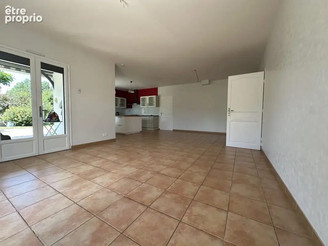 Maison plain-pied, trois chambres - photo 2