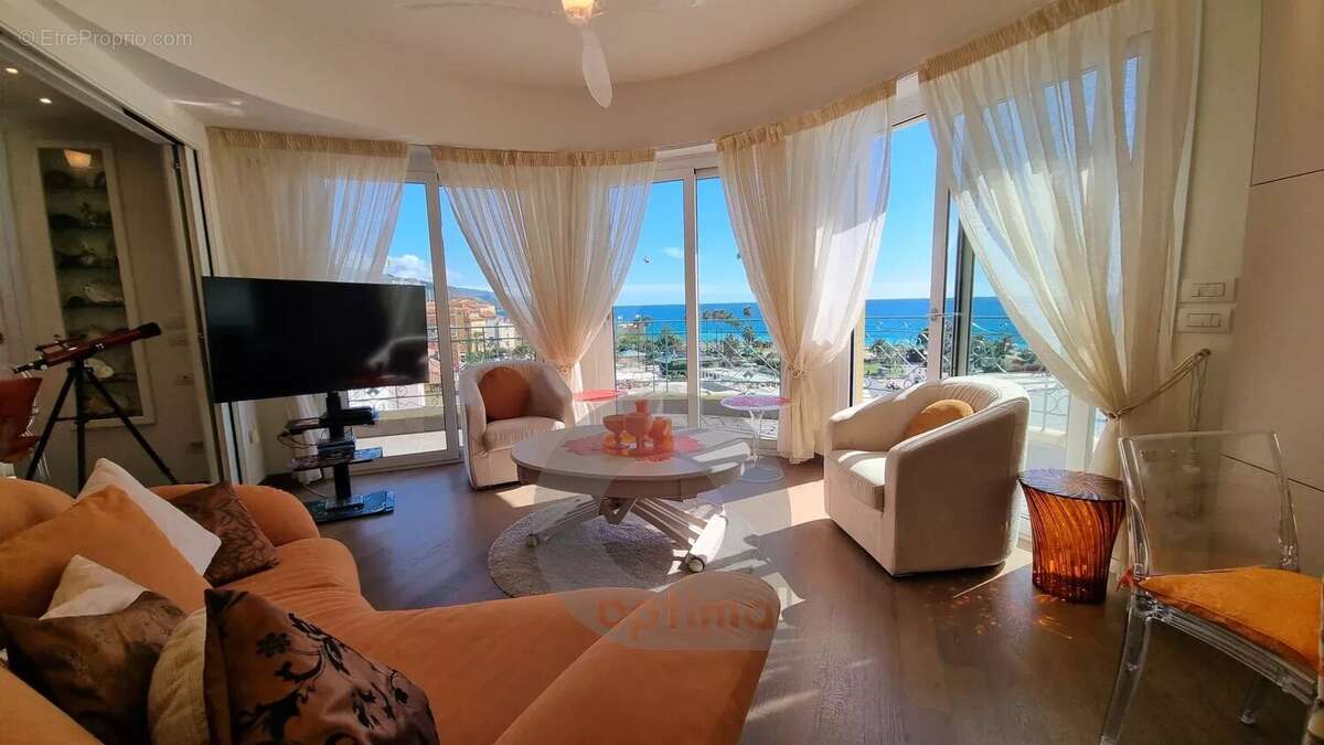 Appartement à MENTON