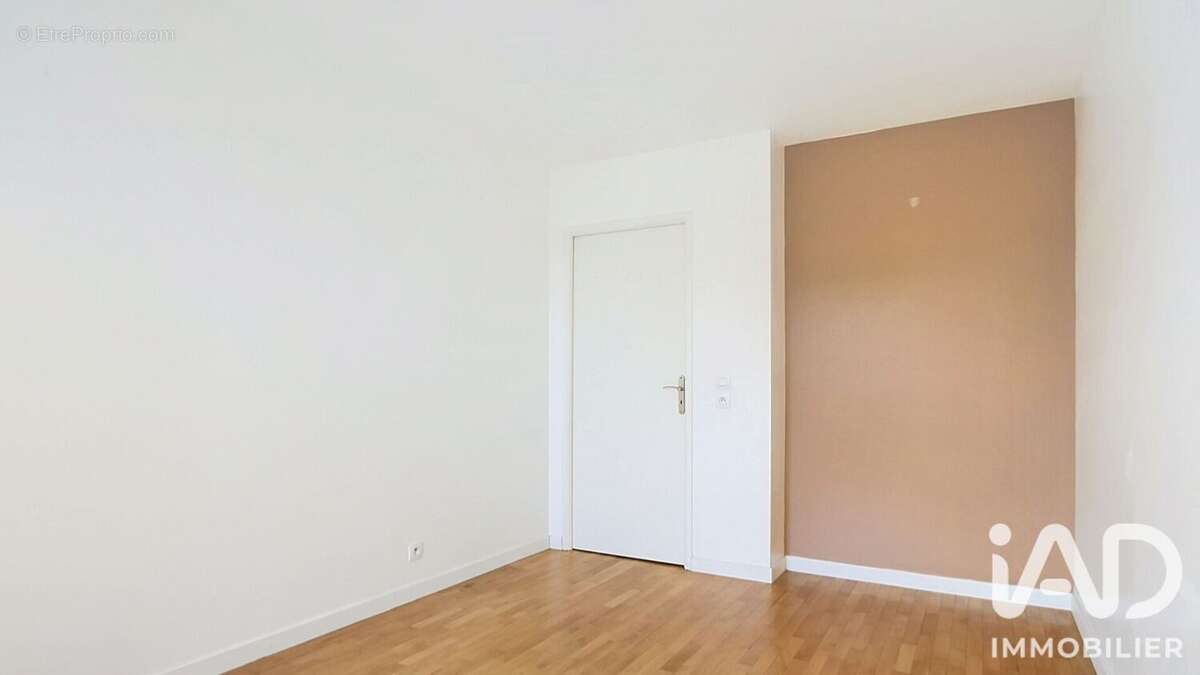 Appartement 58 m² à Ermont  - photo 9
