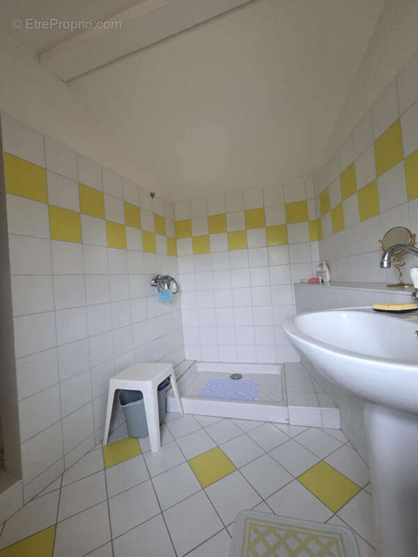 Maison à SAIL-LES-BAINS