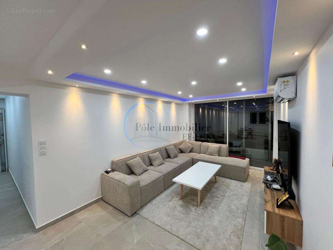 Appartement à MARSEILLE-9E