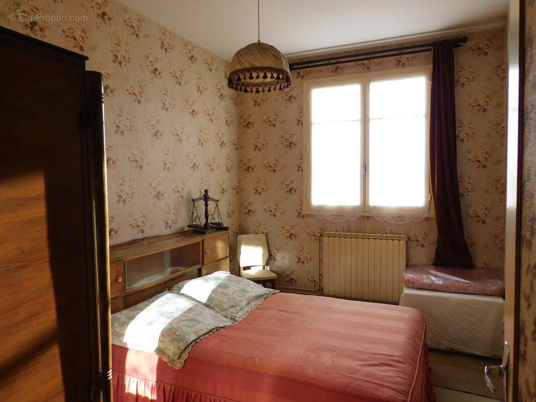 Photo 5 - Maison à SAINT-MEDARD-LA-ROCHETTE