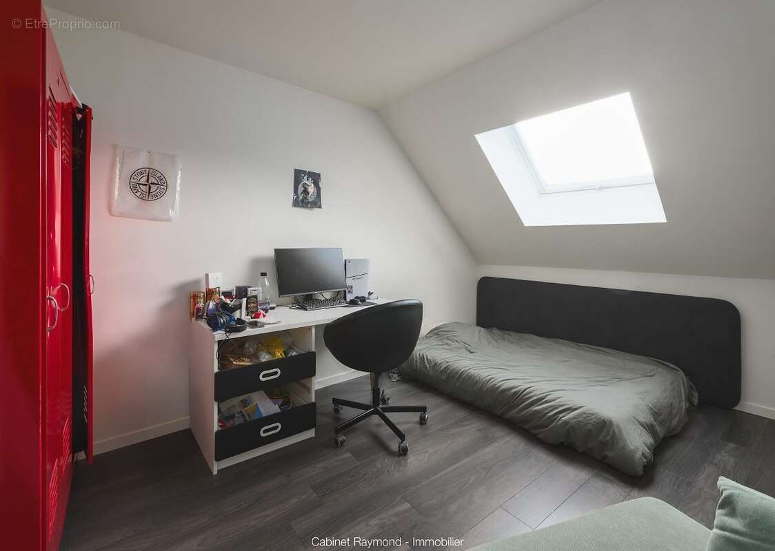 Commerce à ENTRAIGUES