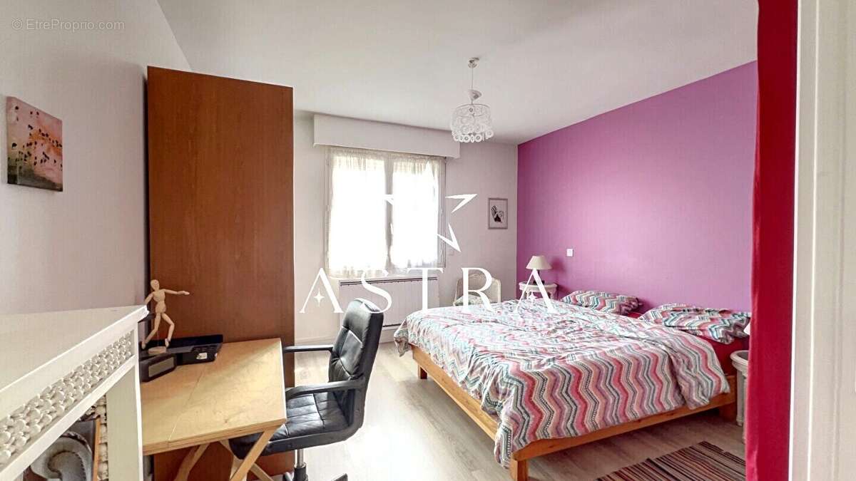 Rare à Antony - Maison d'architecte avec appartement indépendant à deux pas du Parc de Sceaux - 160 m² surface au sol - photo 11