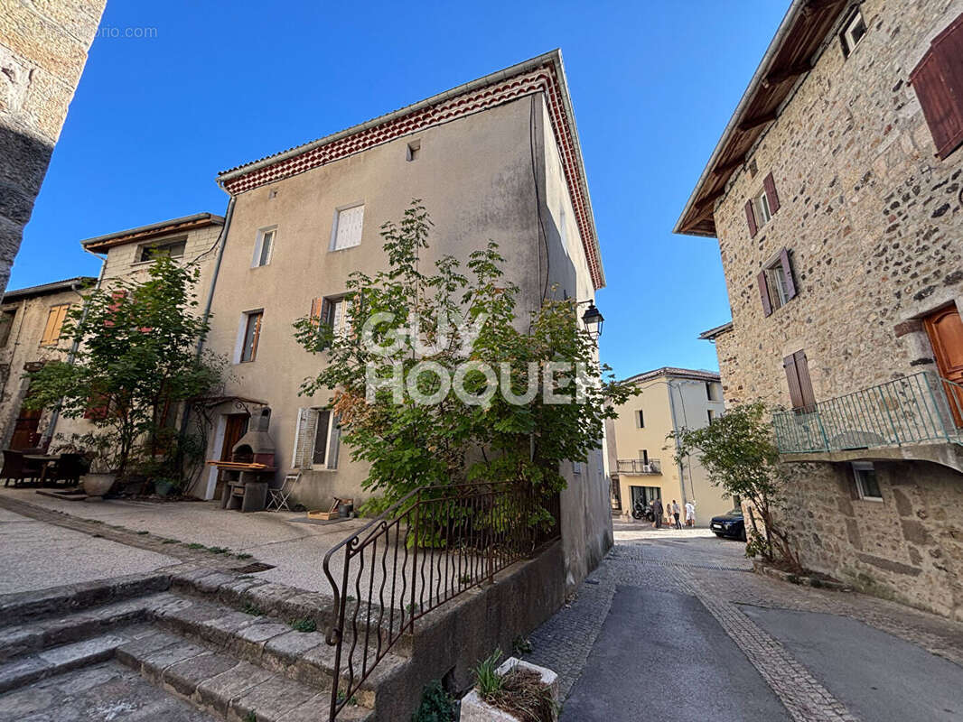 Appartement à THUEYTS