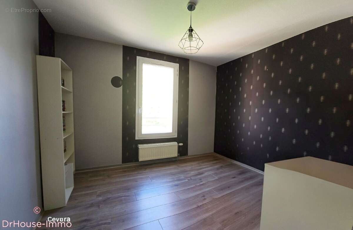 Appartement à FRAISSES