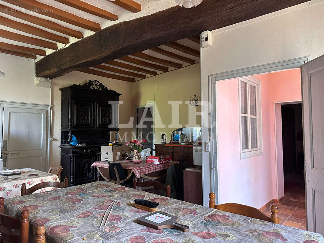 Maison de bourg au calme à rénover - B15276 - photo 8