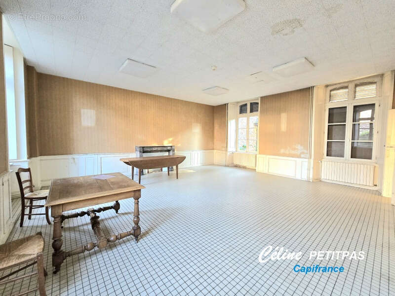 Maison à MONTFORT-SUR-MEU