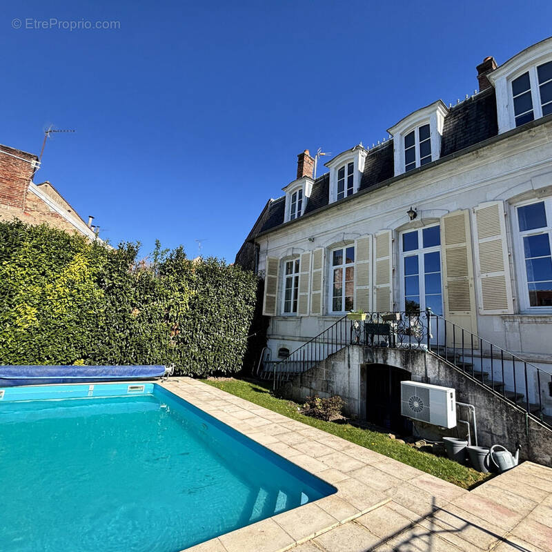 Maison à AUXERRE
