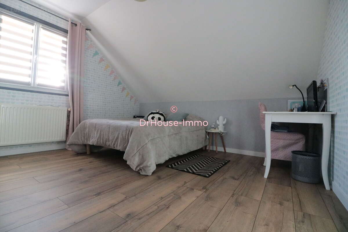 Maison à BRUILLE-SAINT-AMAND