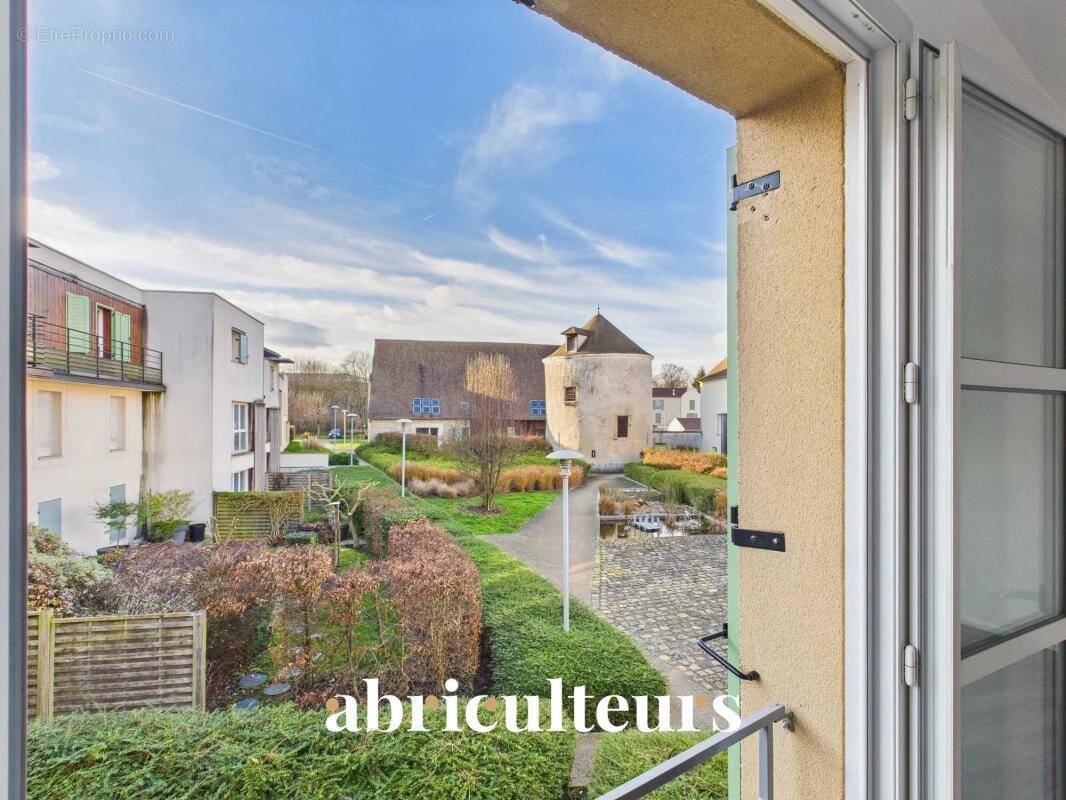 Appartement à SURVILLIERS